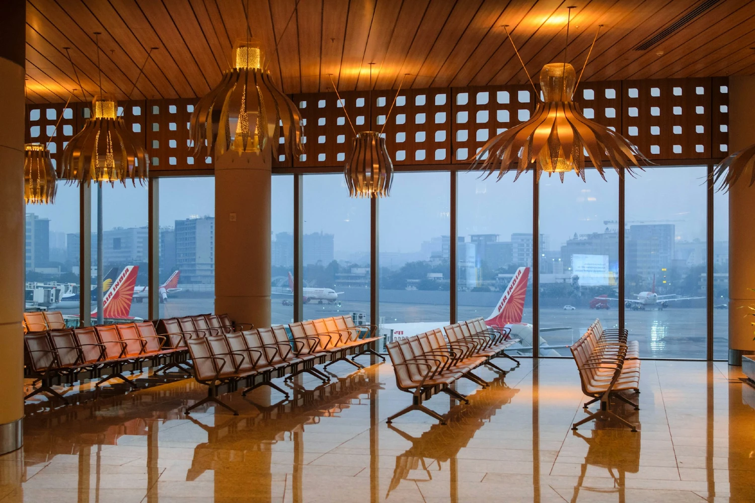 Typhoid fever in a returned traveller from south and southeast asia